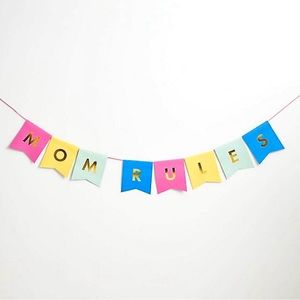 “Mom‎ Rules” Garlard- 86”- New